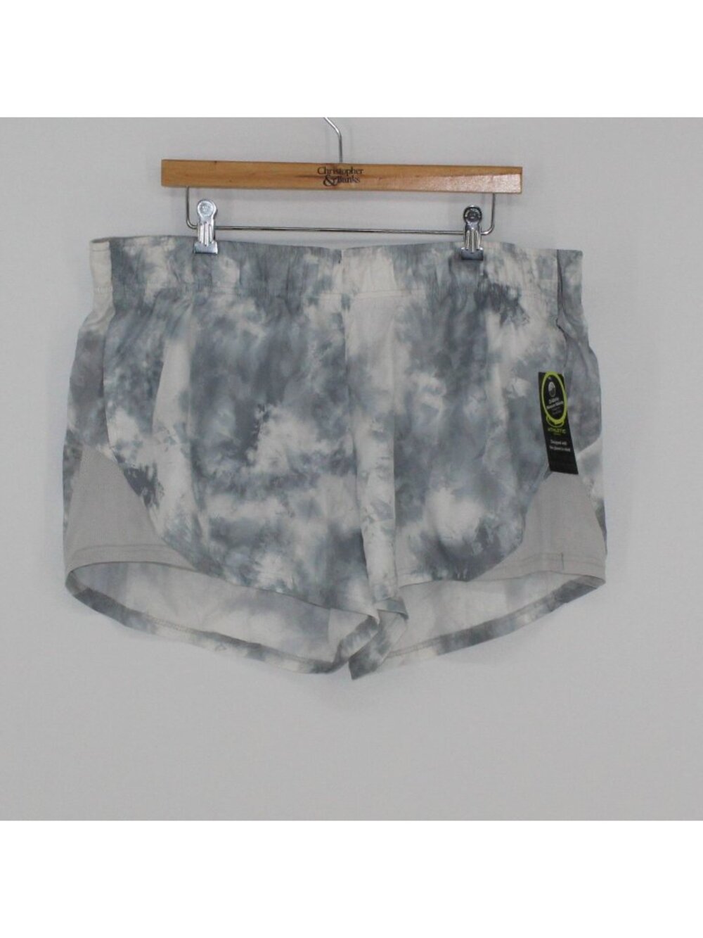 17)  NEW Athletic Works Tie-Dye Running Shorts XL